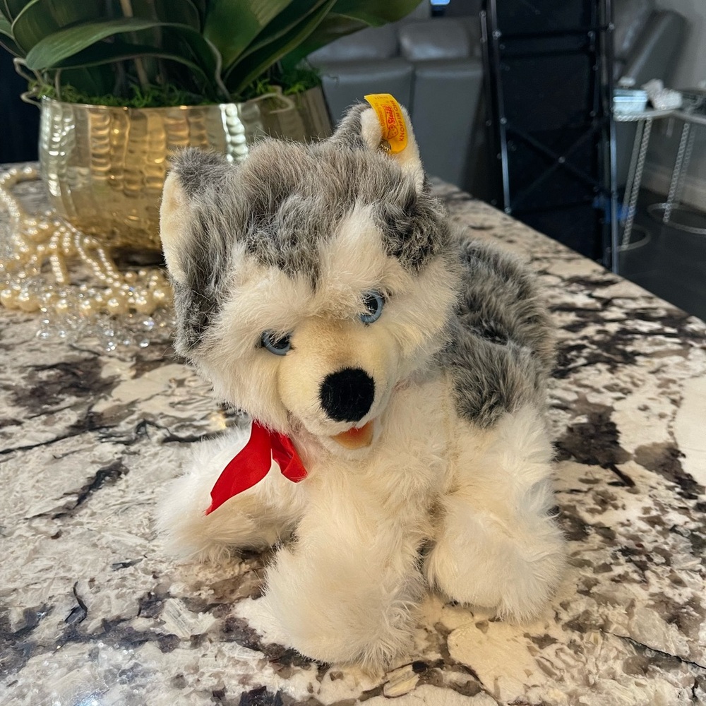STEIFF VINTAGE PUMMY HUSKY